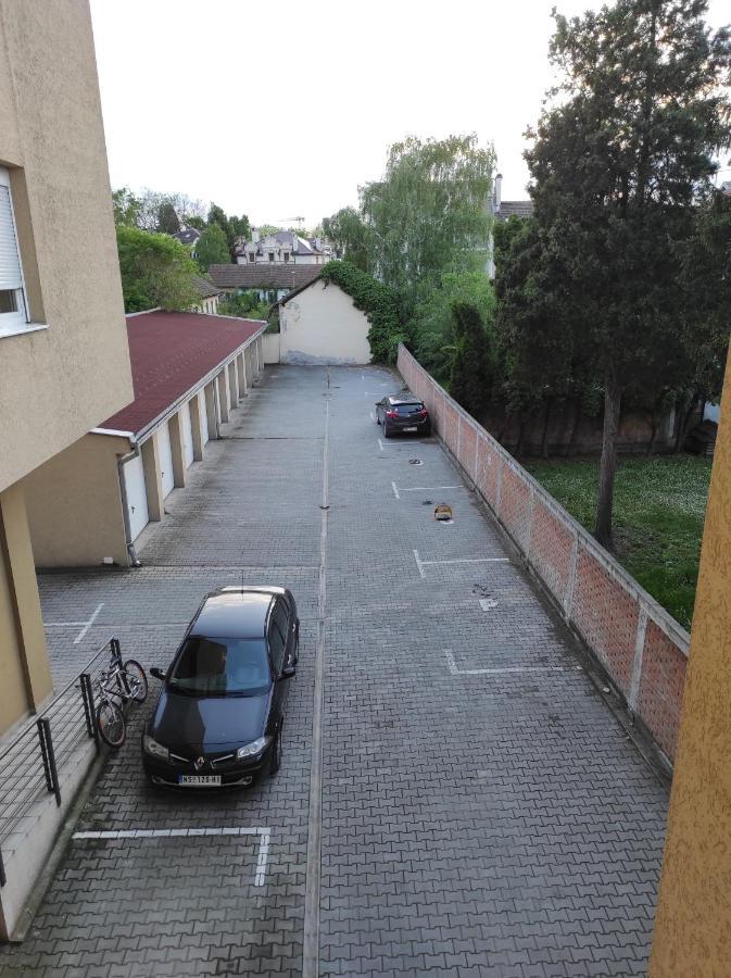 Apartman Marina Sa Garazom Novi Sad Exterior photo