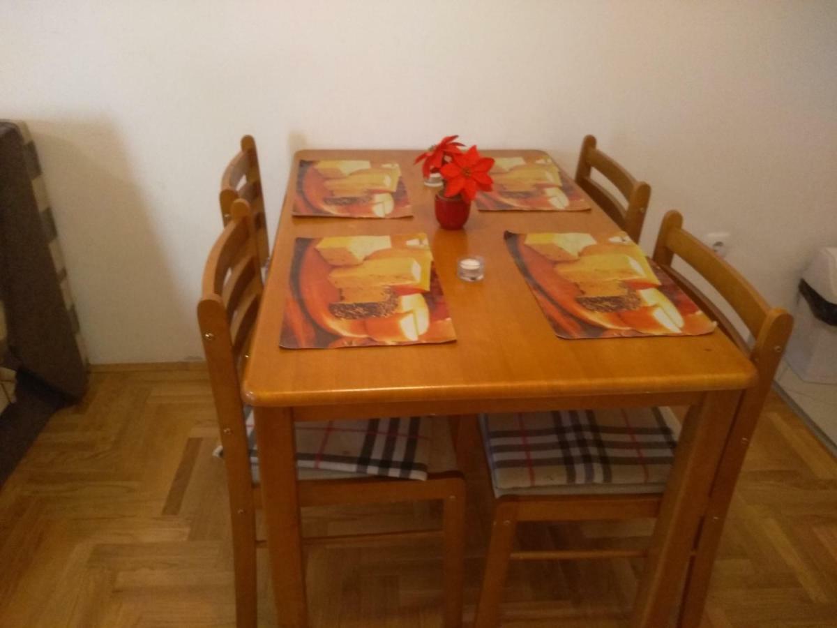 Apartman Marina Sa Garazom Novi Sad Exterior photo